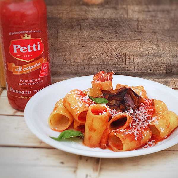 Paccheri alla norma: la ricetta | Pomodoro Petti