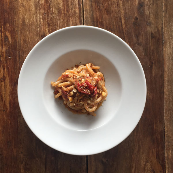 Pasta with datterini tomatoes, anchovies and walnuts | Petti Recipes